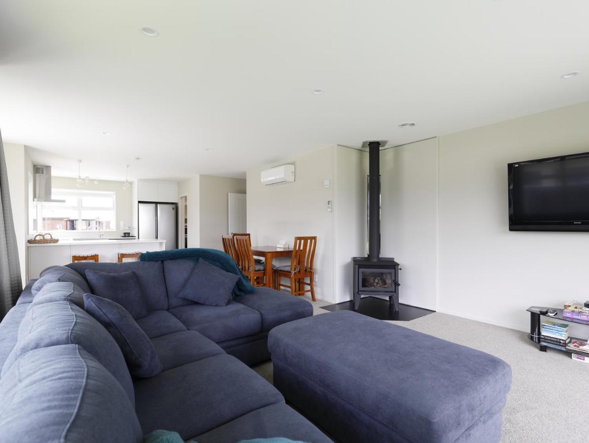 Fiordland Getaway - Te Anau Holiday Home Zewnętrze zdjęcie